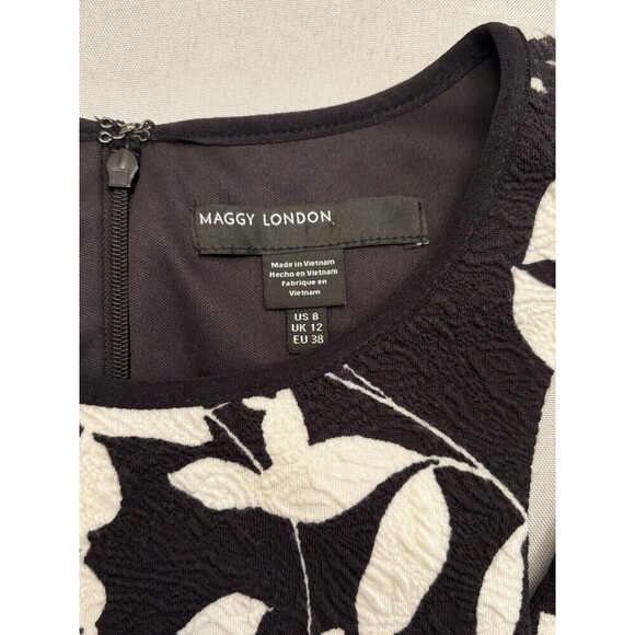 MAGGY LONDON Sheath Dress Size 8 Black White Floral Knee Length Sleeveless NWT - Picture 4 of 16